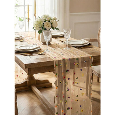 Embroidered Daisy Lace Table Runner – Champagne – Spring & Summer Floral Tulle Table Décor For Weddings And Parties