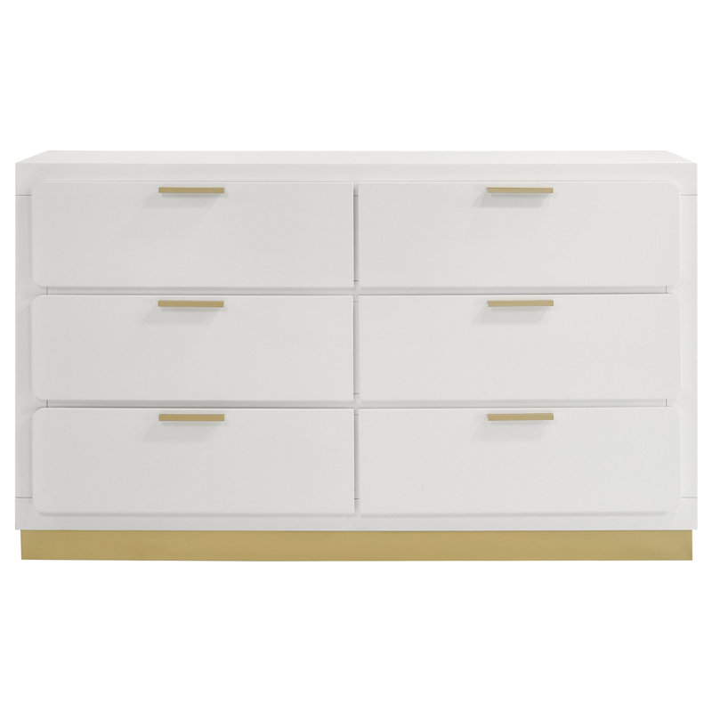 Commode de style traditionnel