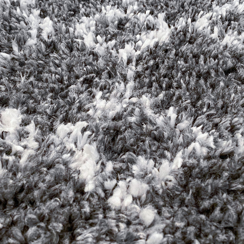 Tapis à poil long gris Sisneros, Rond 7 pi 10 po