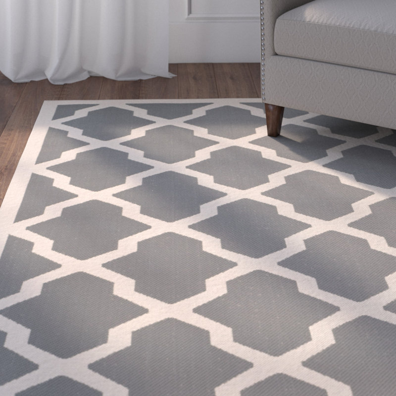 Herefordshire Performance Geometric Indoor/Outdoor Area Rug, Rectangle 4' x 5'7"