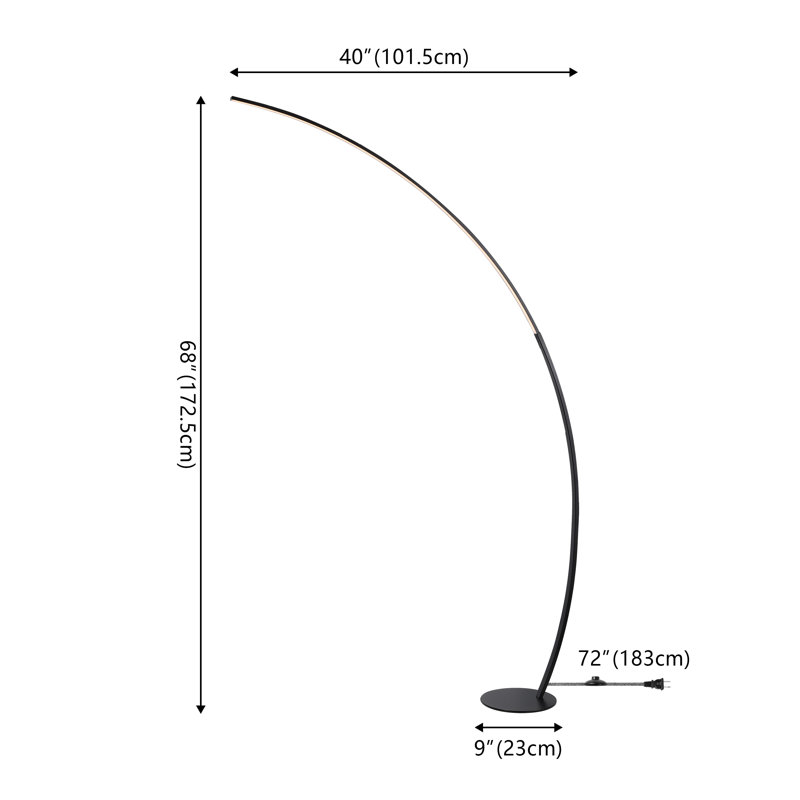 Lampe sur pied à DEL à intensité variable intégrée en métal 68 po Enzo