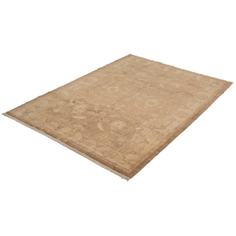 Tapis de surface en laine 6 pi 5 po x 9 pi 2 po one-of-kind noué la crème Bethune