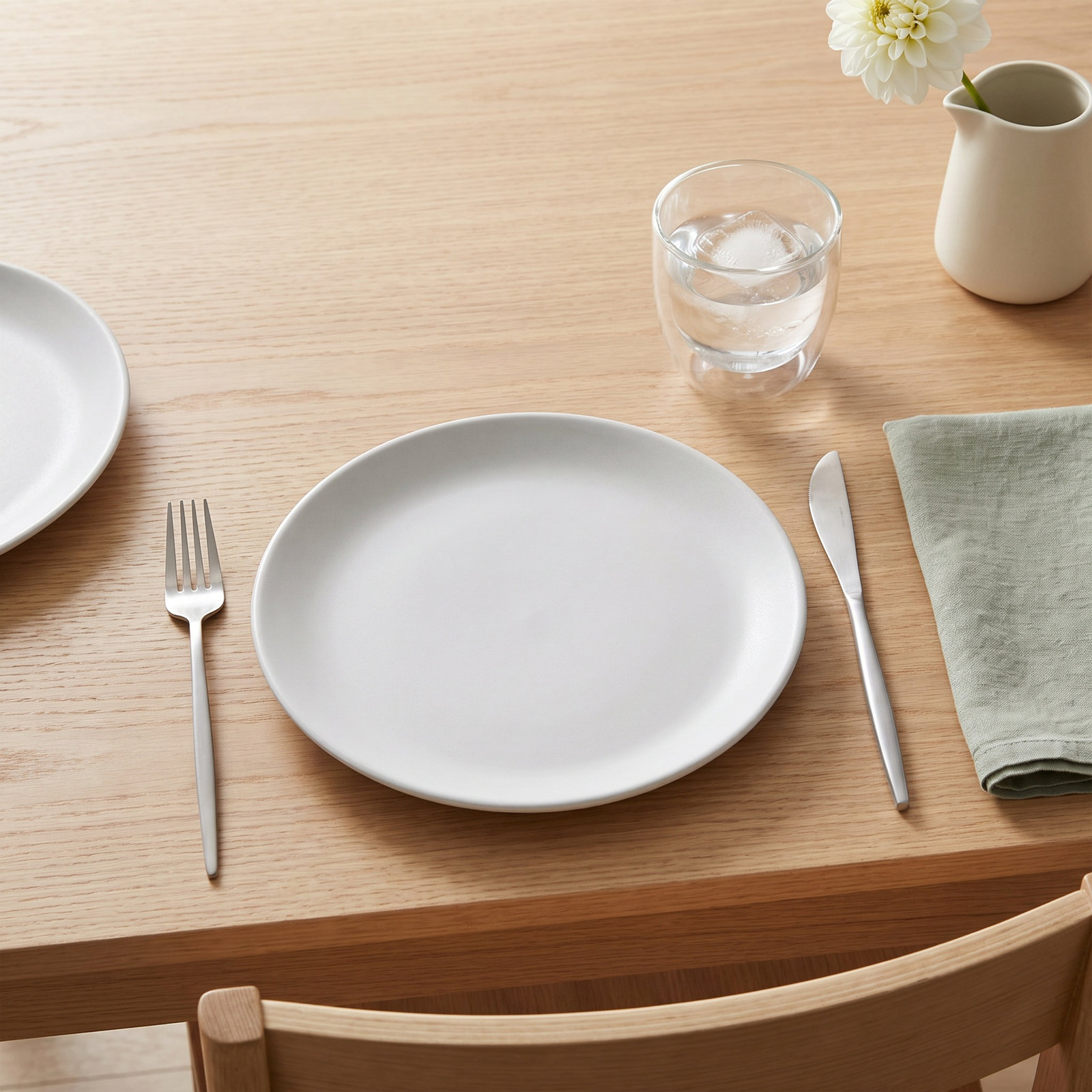 Borgen 6" Bread and Butter Plate, Chalk