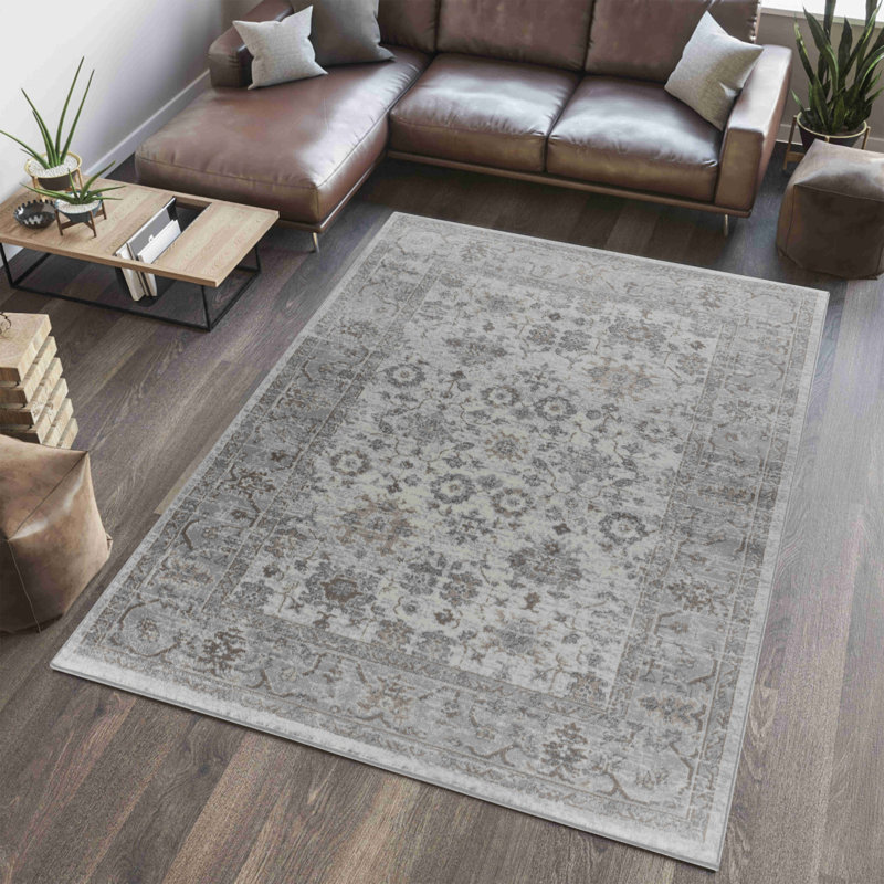 Tapis oriental gris 7 pi x 10 pi