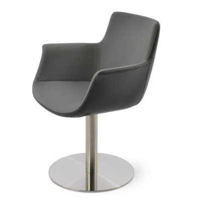 Chaise rembourrée Bottega