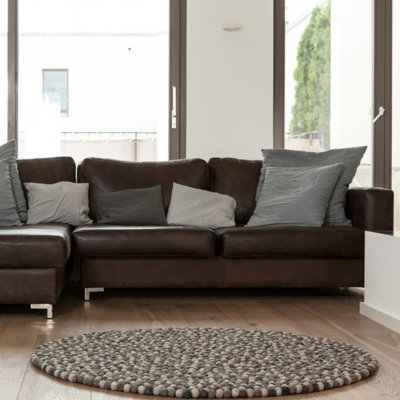 Round Geometric Wool Hand Woven Area Rug