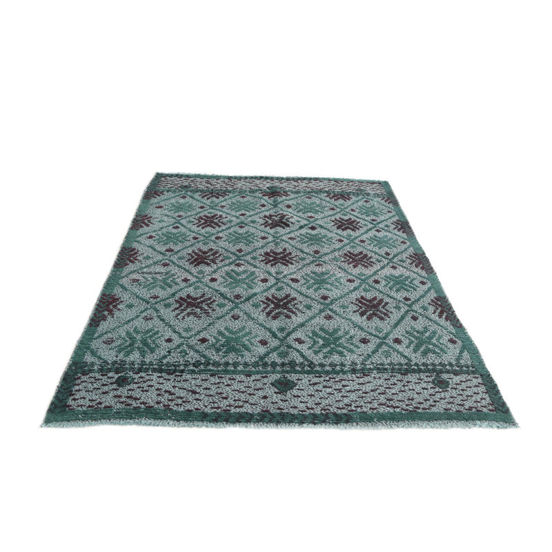 Tapis vert Iraheta