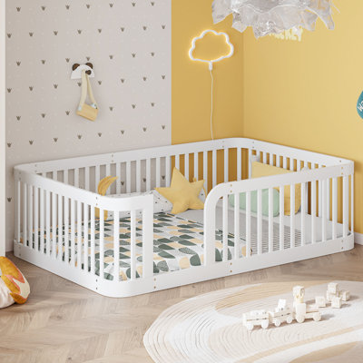 Cadre de lit simple blanc avec clôture de sécurité, lit bas pour chambre d'enfant