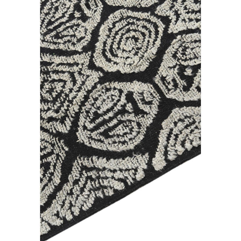 Tapis noir Noles