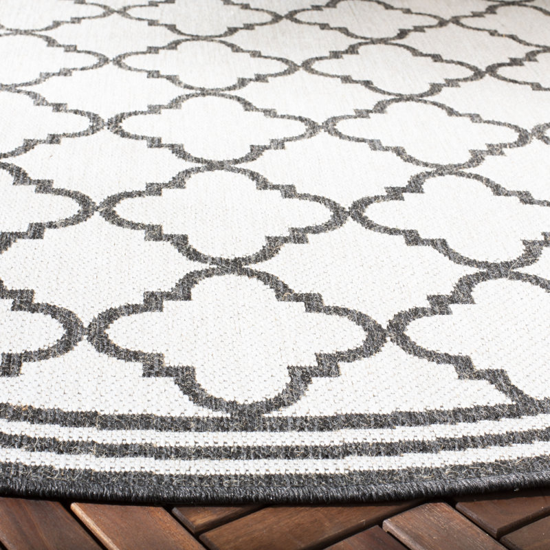 Adler Performance Geometric Indoor/Outdoor Area Rug, Round 6'7"