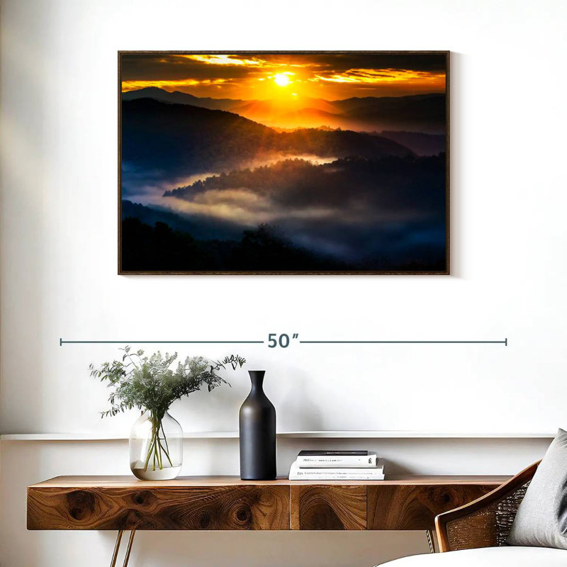 Lever de soleil sur les montagnes enfumées, 31 po x 21 po, Cadre flottant noyer