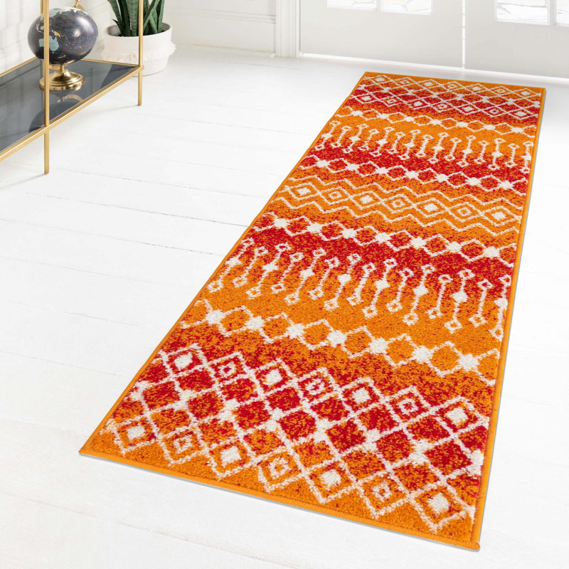 Tapis orange / rouge en polypropylène tissé à la machine Briehn, Tapis de couloir 2 pi x 8 pi