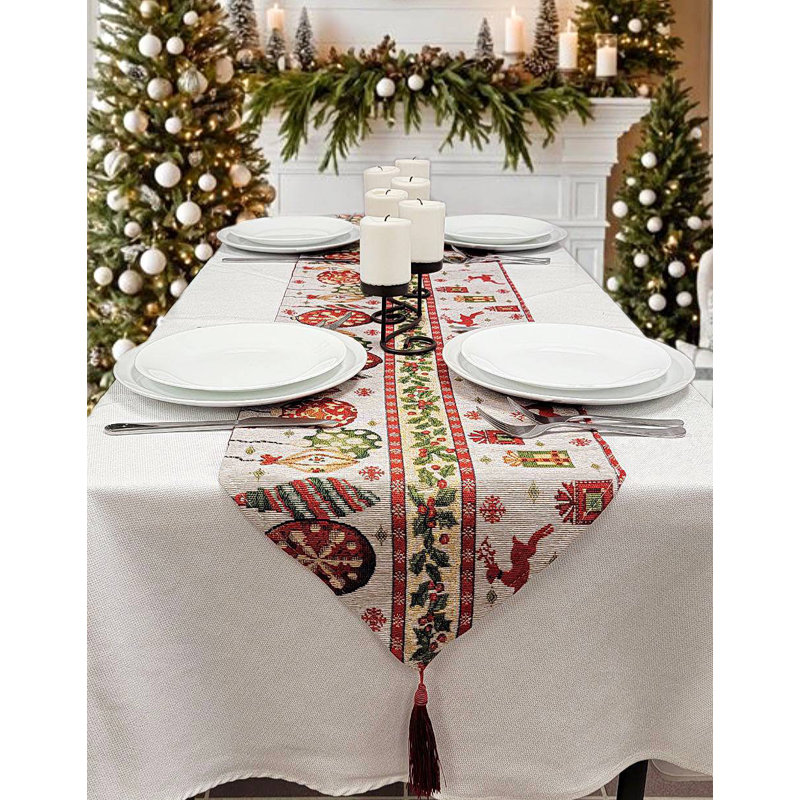 Christmas Table Runner with Holiday Icons F07M5-8A