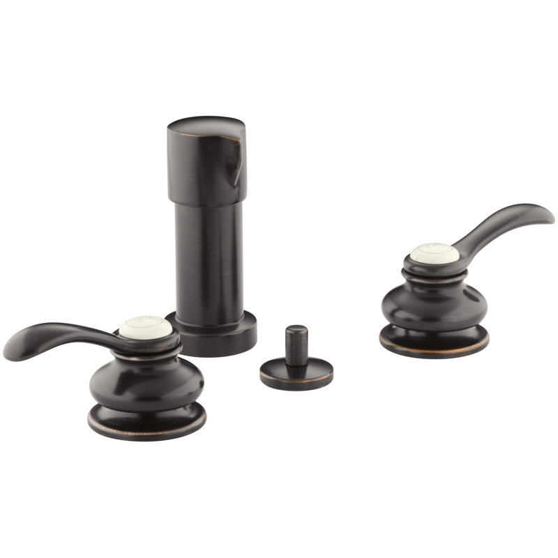 Robinet de bidet à pulvérisation vertical avec poignées leviers Fairfax, Bronze huilé