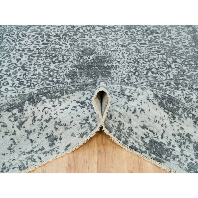 Tapis unique gris 10 pi x 10 pi Saraye