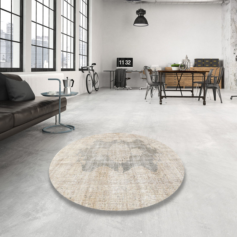 Tapis traditionnel crème / gris Mccluskey, Rond 4 pi