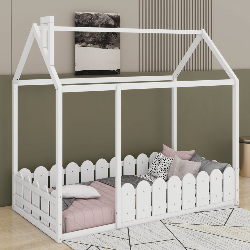 Lit simple en bois avec clôture, Blanc