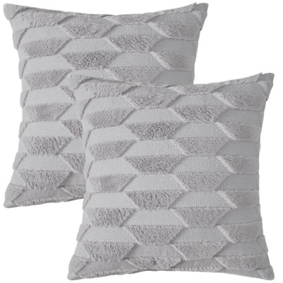 Housse de coussin en fourrure brodée - Hexagone