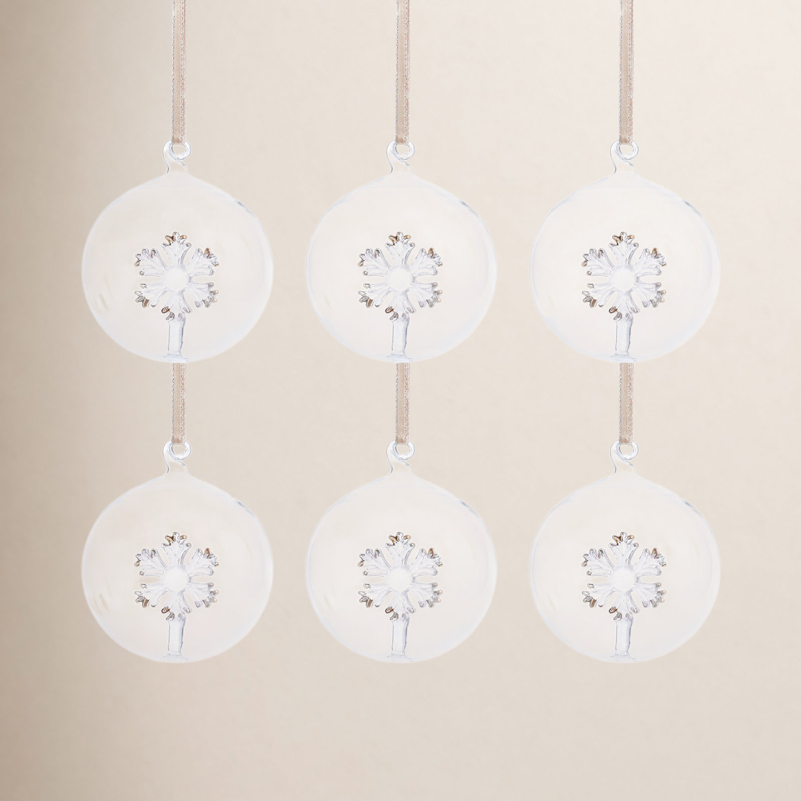 Hokku Designs 4" Glass Bauble, 3.25" H x 3.25" W x 3.25" D