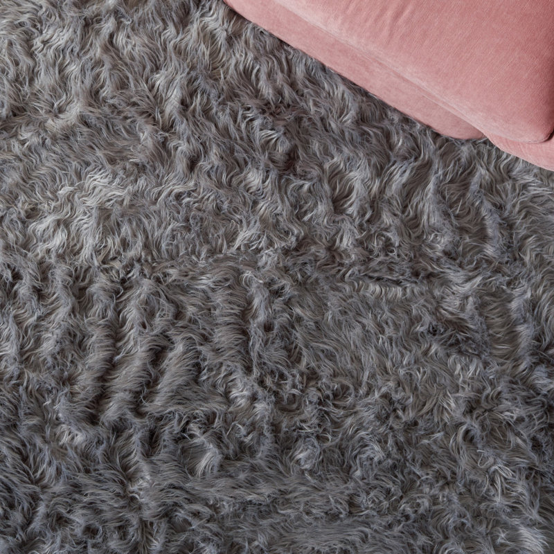 Godeleine Performance Solid Color Rug, Rectangle 2' x 3'
