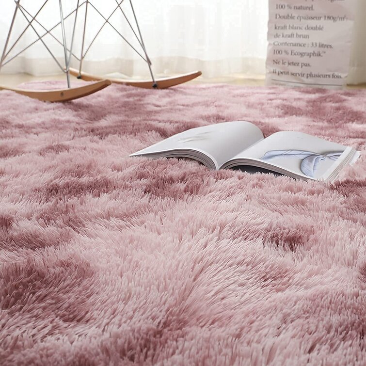 Ranyah Performance Pink Rug in 2023  Pink room decor, Pink dorm rooms,  Fuzzy rug