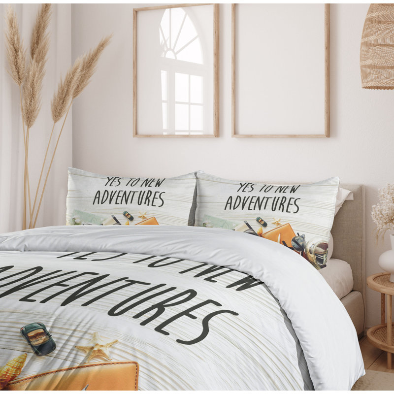 Adventure King Size Multicolor Microfiber Duvet Cover Set