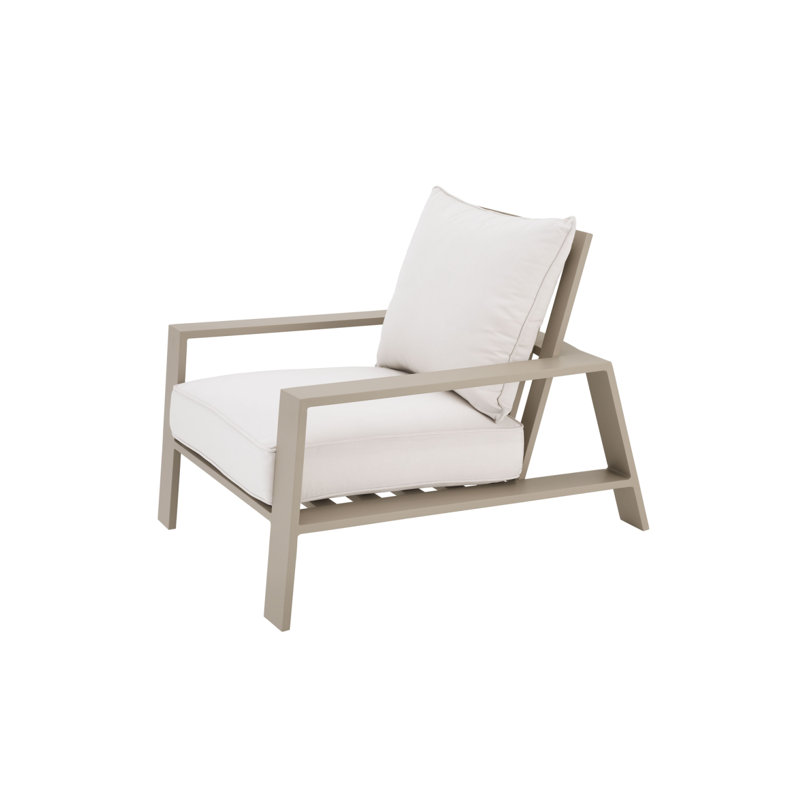Belle Vue Outdoor Lounge Chair