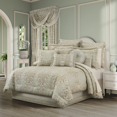 ENSEMBLE DE COUETTE 4 PIÈCES ANASTASIA QUEEN