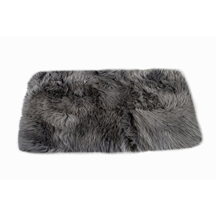Tapis gris en peau de mouton fabriqué à la main 3 pi x 5 pi Mcnear