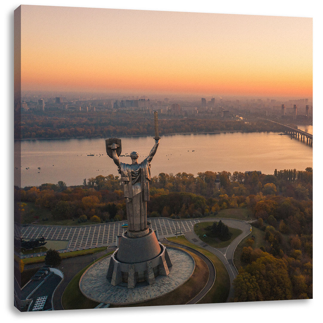 Leinwandbild Skyline von Kiew bei Sonnenuntergang