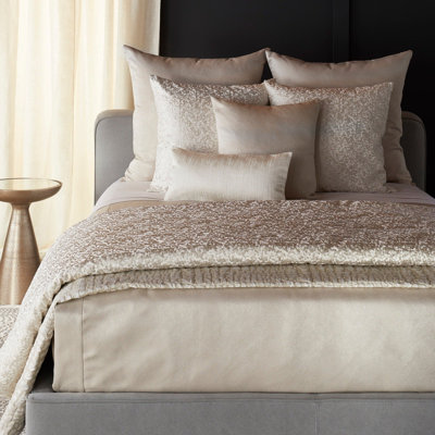 Komodo Coverlet