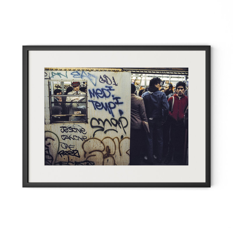 New York City Subway par Barbara Alper, W 32" x H 24", Black Maple