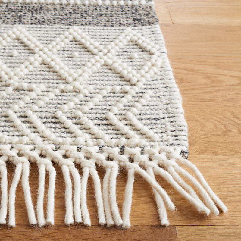 Tenafly Hand Loomed Wool/Cotton Southwestern Rug in Black/Ivory, Square 6'