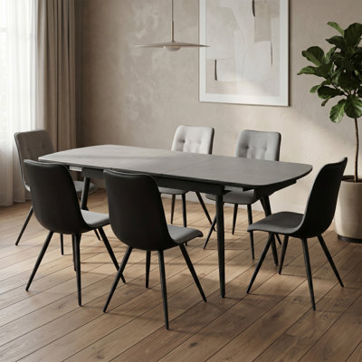 Benedick 6 - Person Extendable Dining Set