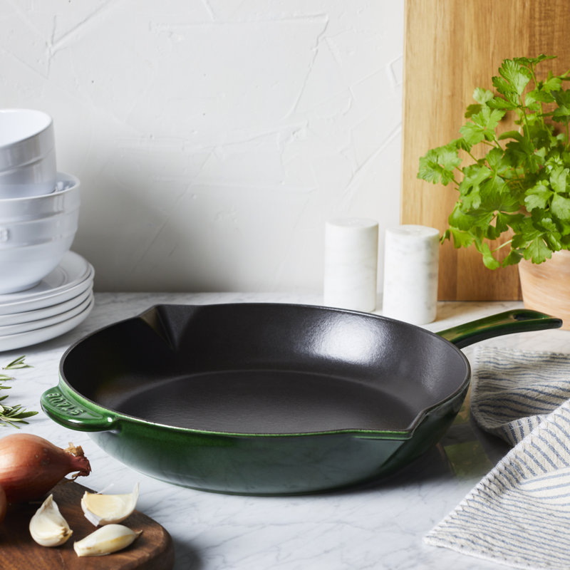 Poêle à frire en fonte Staub, Basilic, 12"