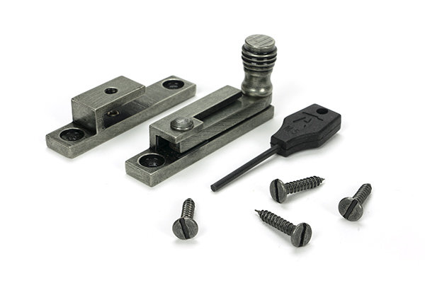Prestbury Quadrant Fastener - Narrow, Pewter Patina