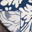 Tapis bleu marine / ivoire à motif floral Ammundsen-1688096073
