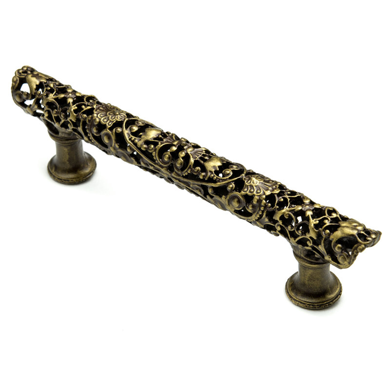 Poignée Juliane Grace, Laiton antique, 4"