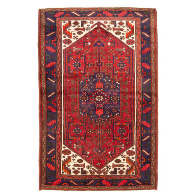 Andelz  Red Rug 4'2" x 6'6"