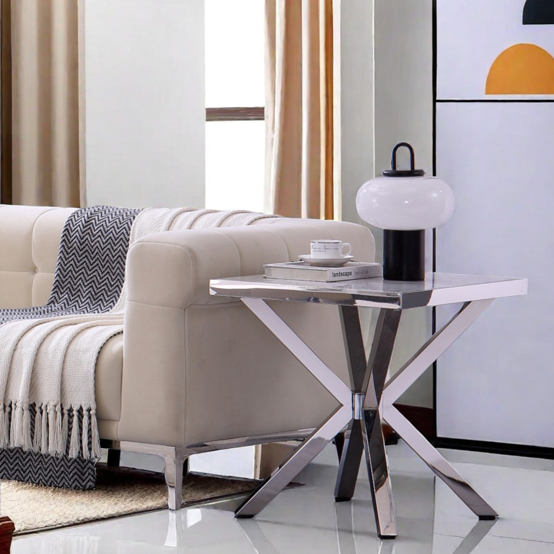 Ladaveon End Table