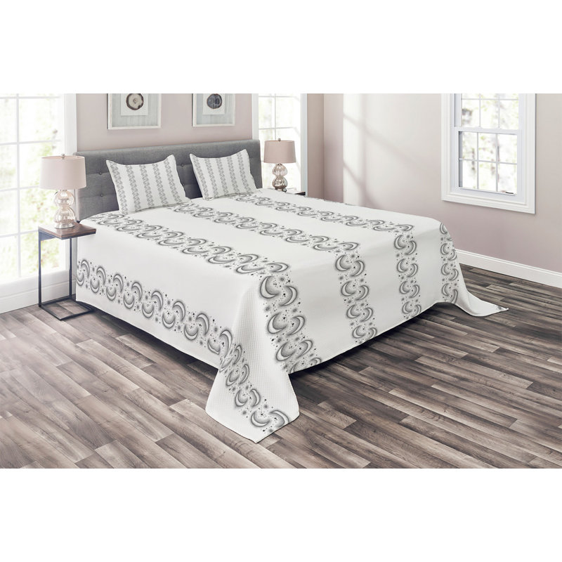 Half Moon Modern & Contemporary Polyester Coverlet, King Bedspread + 2 Shams