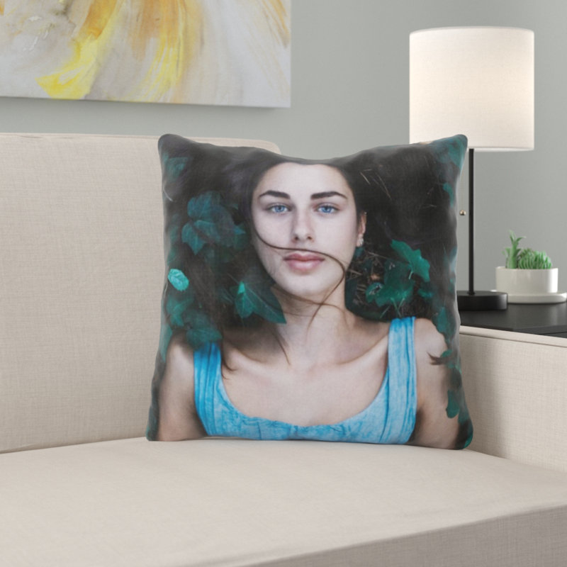 Coussin Girl