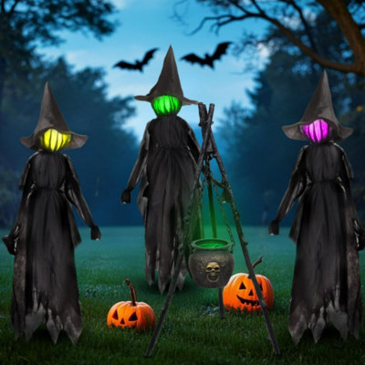 Illuminez en tenant la main des piquets de sorcière d'Halloween avec des lumières DEL mauves, des décorations de silhouette de sorcière de jardin extérieur pour la fête d'Halloween