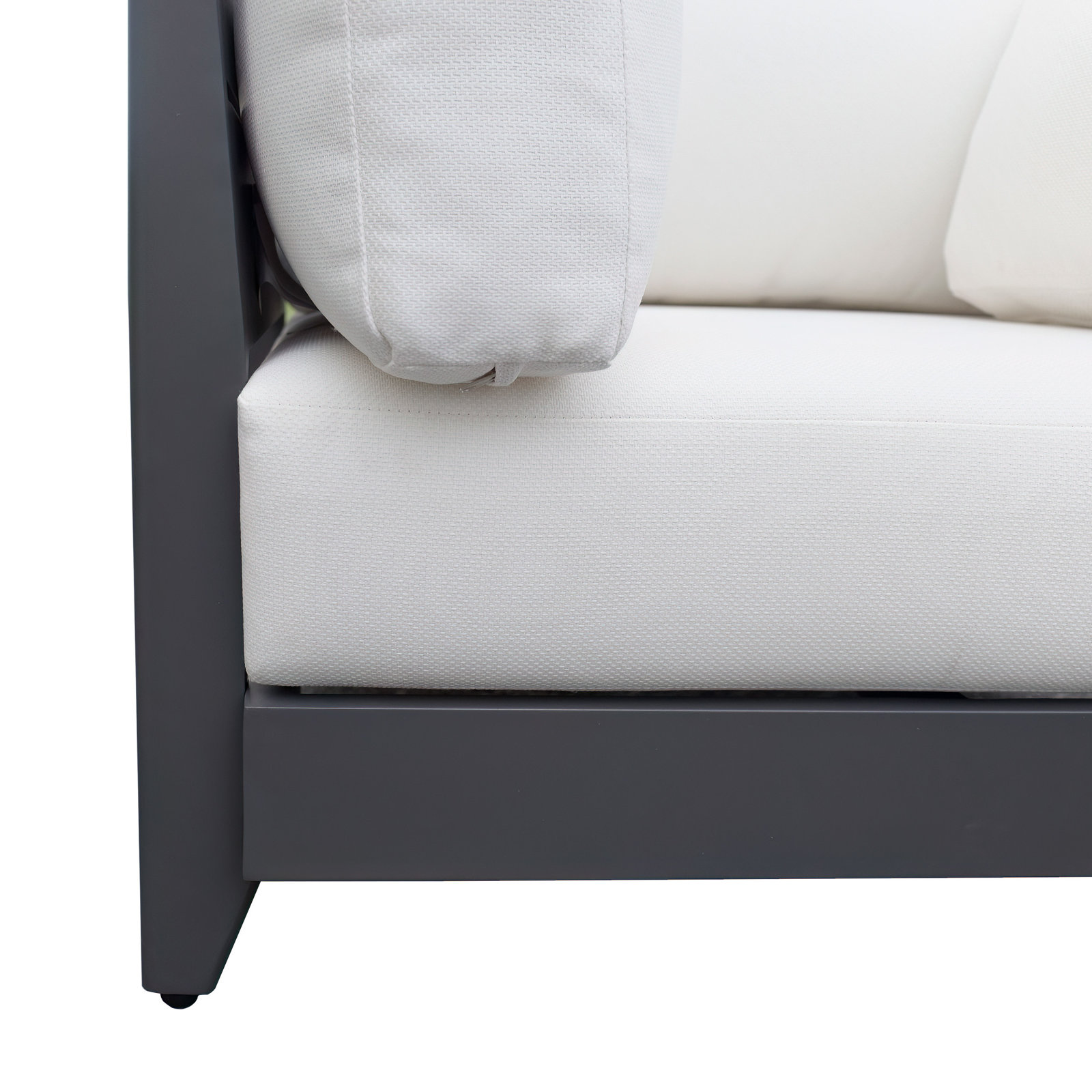 Dez Patio Lounge Chair
