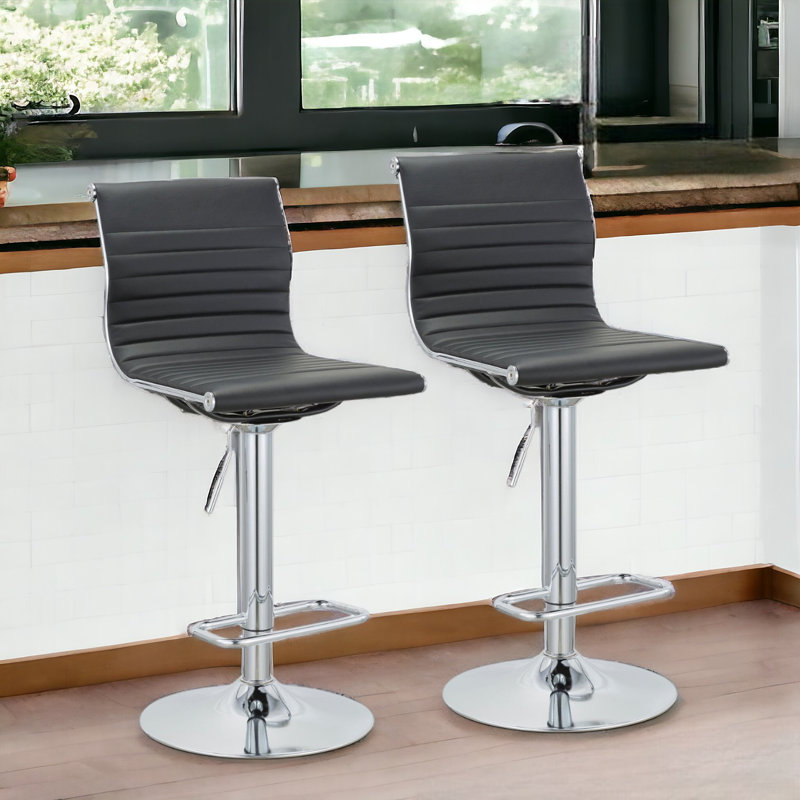 Ensemble de deux chaises de bar à hauteur ajustable en similicuir noir et argent
