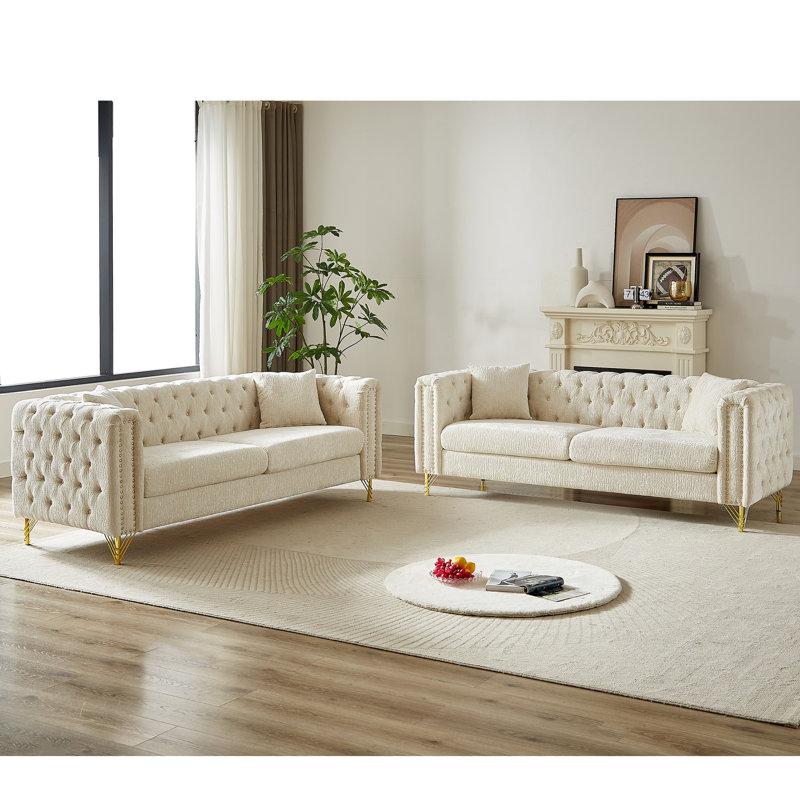 Canapé en chenille capitonné avec accoudoirs décoratifs cloutés en cuivre, pieds en métal, 6 sièges