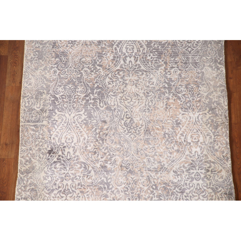 Tapis oriental à rayures