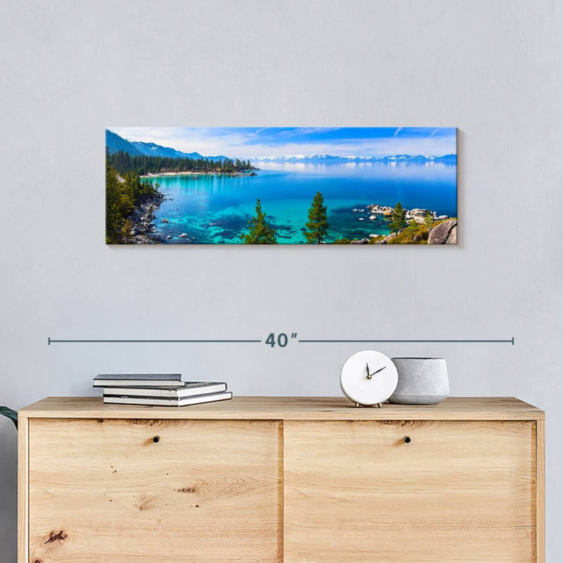 Sur toile, H 10 po x l 30 po x P 1,25 po