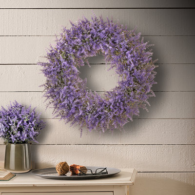 Couronne artificielle en plastique UV 18 po