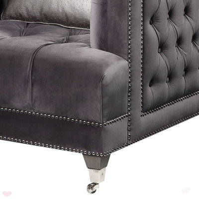 Chaise d'appoint moderne en velours avec coussin